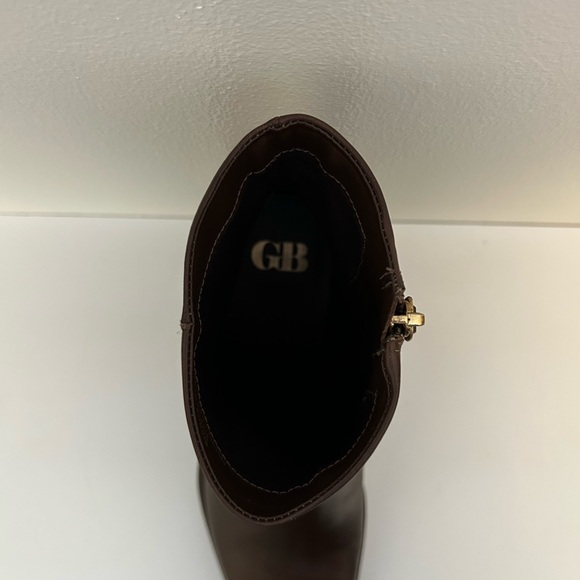 GB Holy-Grail Cognac Leather Block Heel Booties
Women’s size 10, width medium - Picture 11 of 14